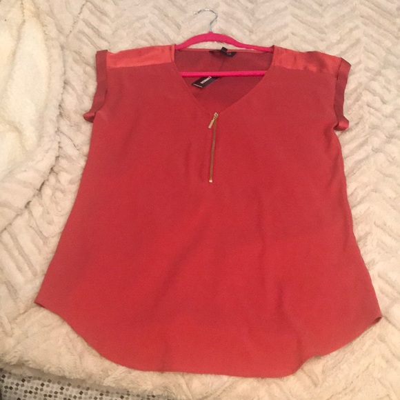 Express Blouse - Picture 3 of 6